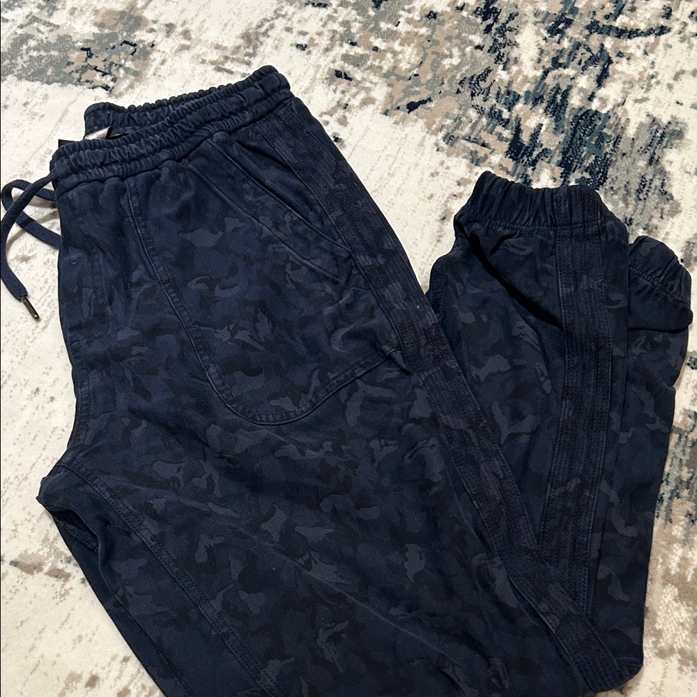 Athleta farallon jogger